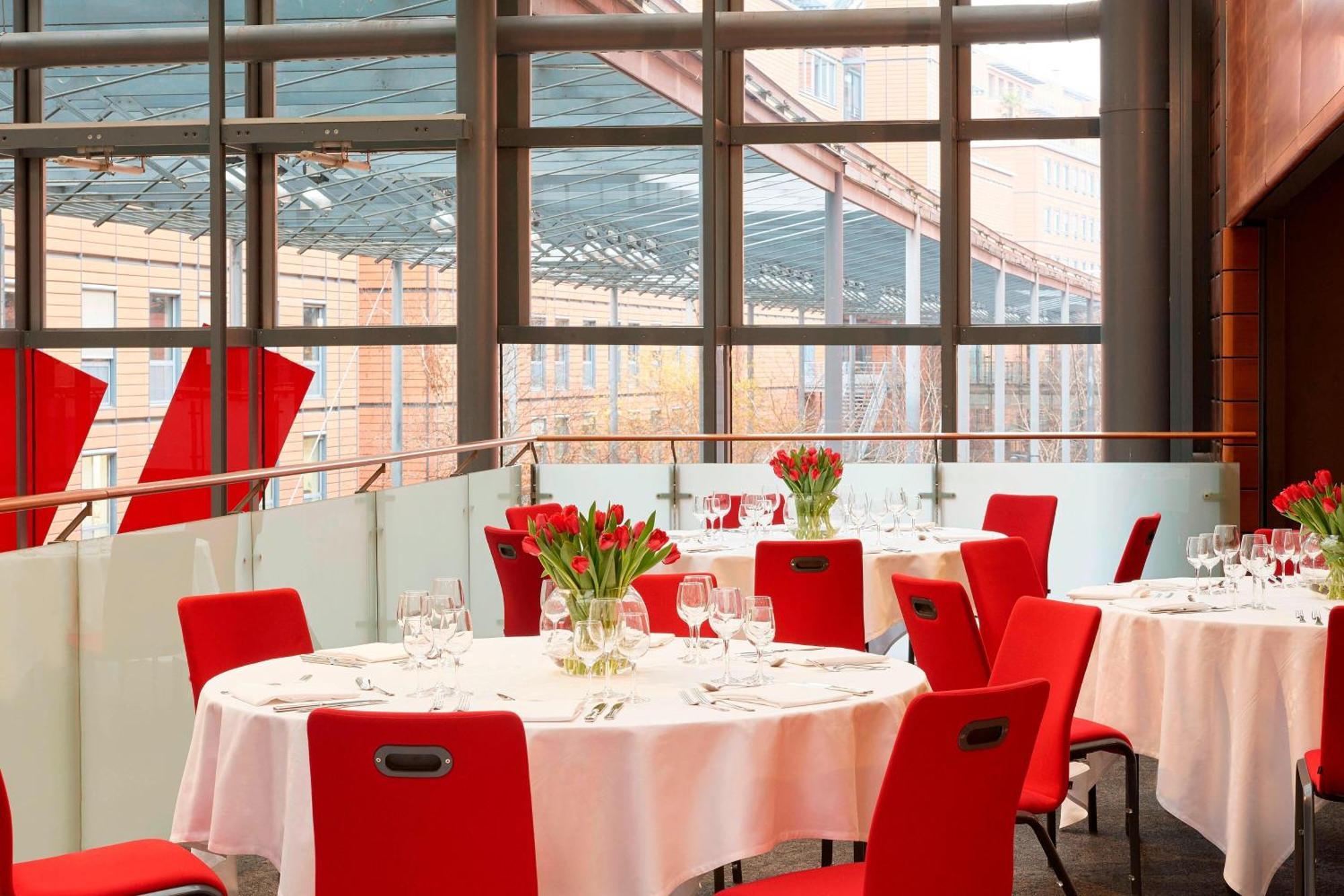 Lyon Marriott Hotel Cite Internationale Екстериор снимка
